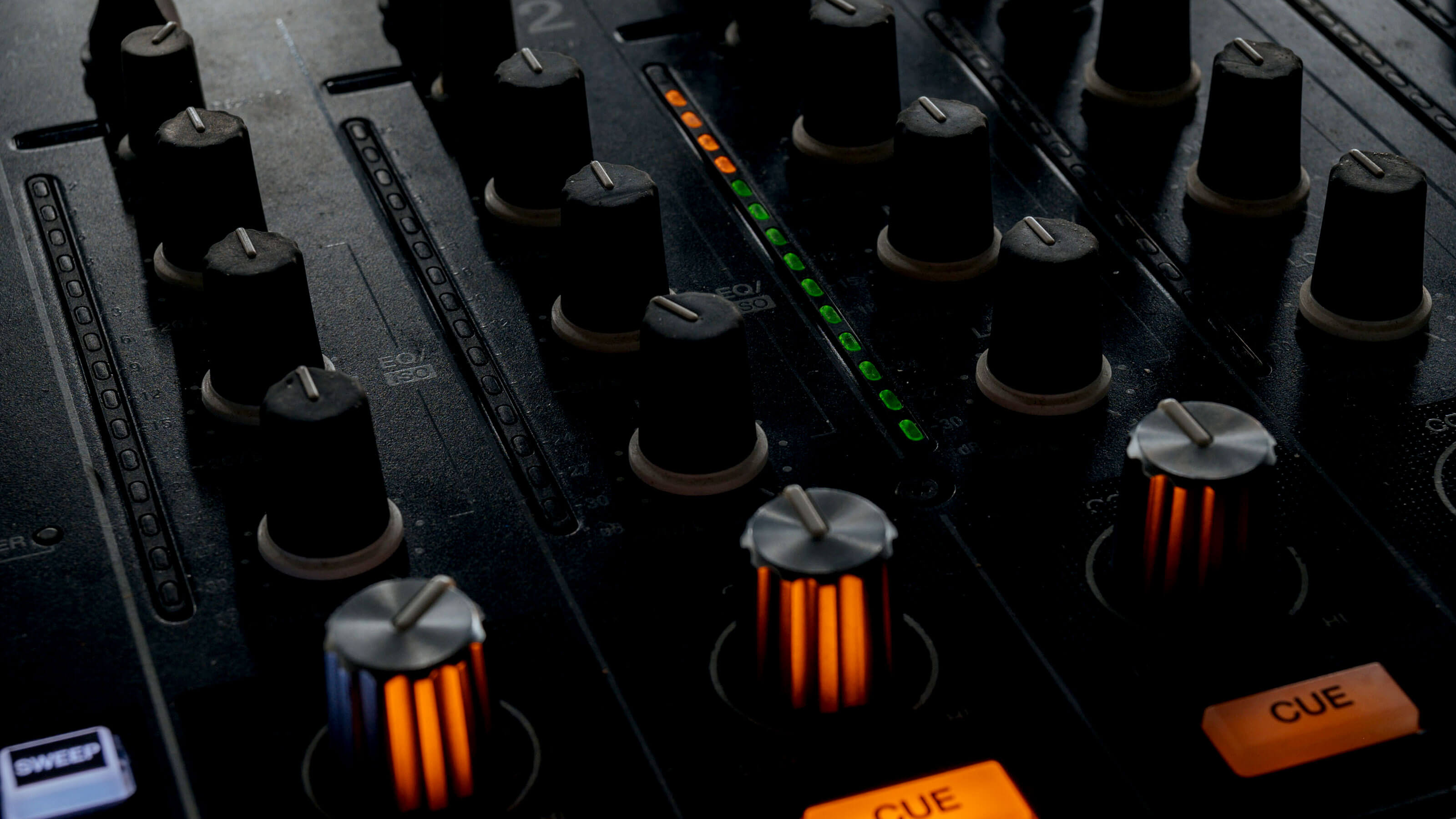DJ Mixer Rental  Soundhouse AV Rentals